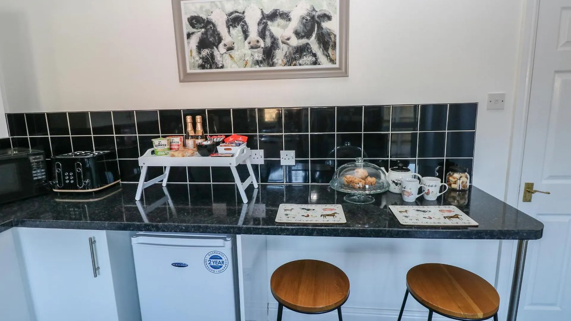 The Old Well Bungalow - Ty Mawr Farm Cardiff 0*,  United Kingdom